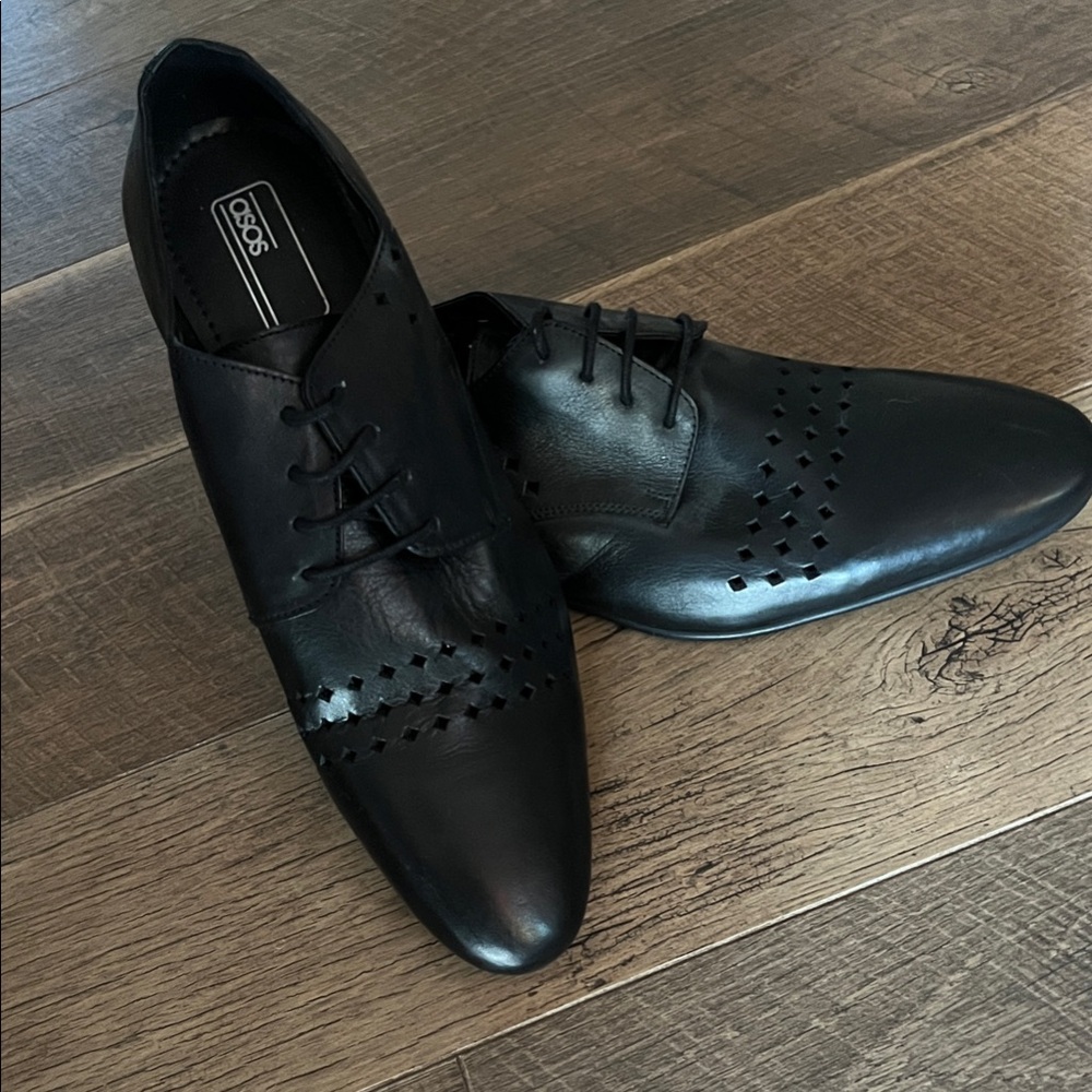 ASOS Men's Black Perforated Oxfords